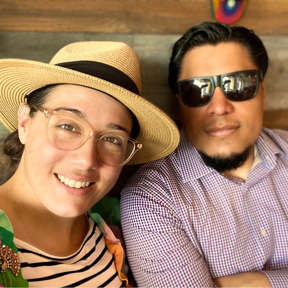 Meet your Posher, Samantha - Picture 1 of 1